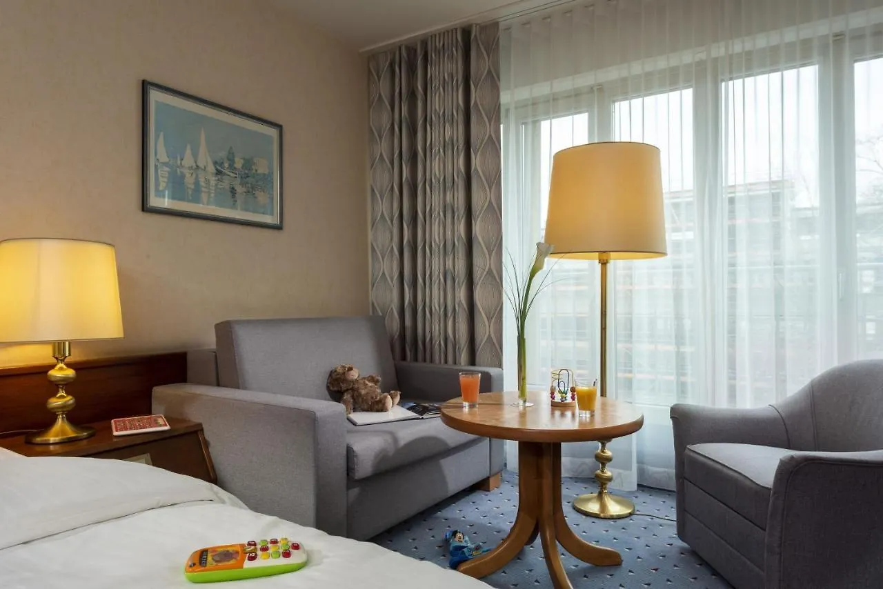 Maritim Hotel Koln 4*, Cologne Germany