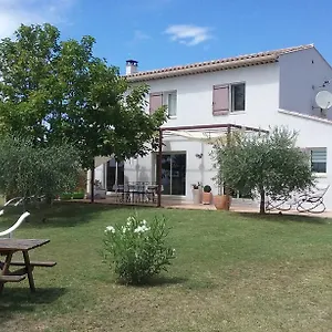 la-bastide-de-lily.fr-provencehotel.com/