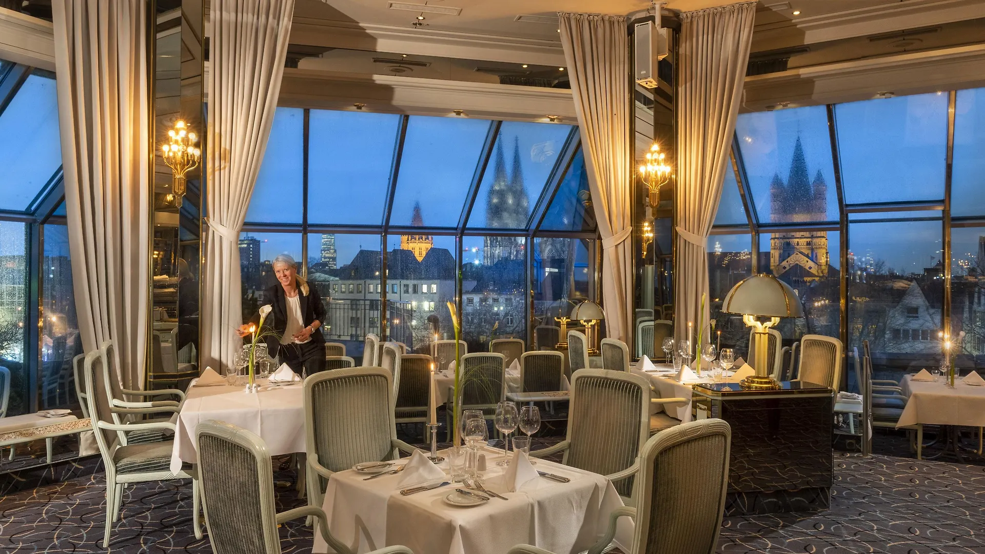 Maritim Hotel Koln 4*, Cologne