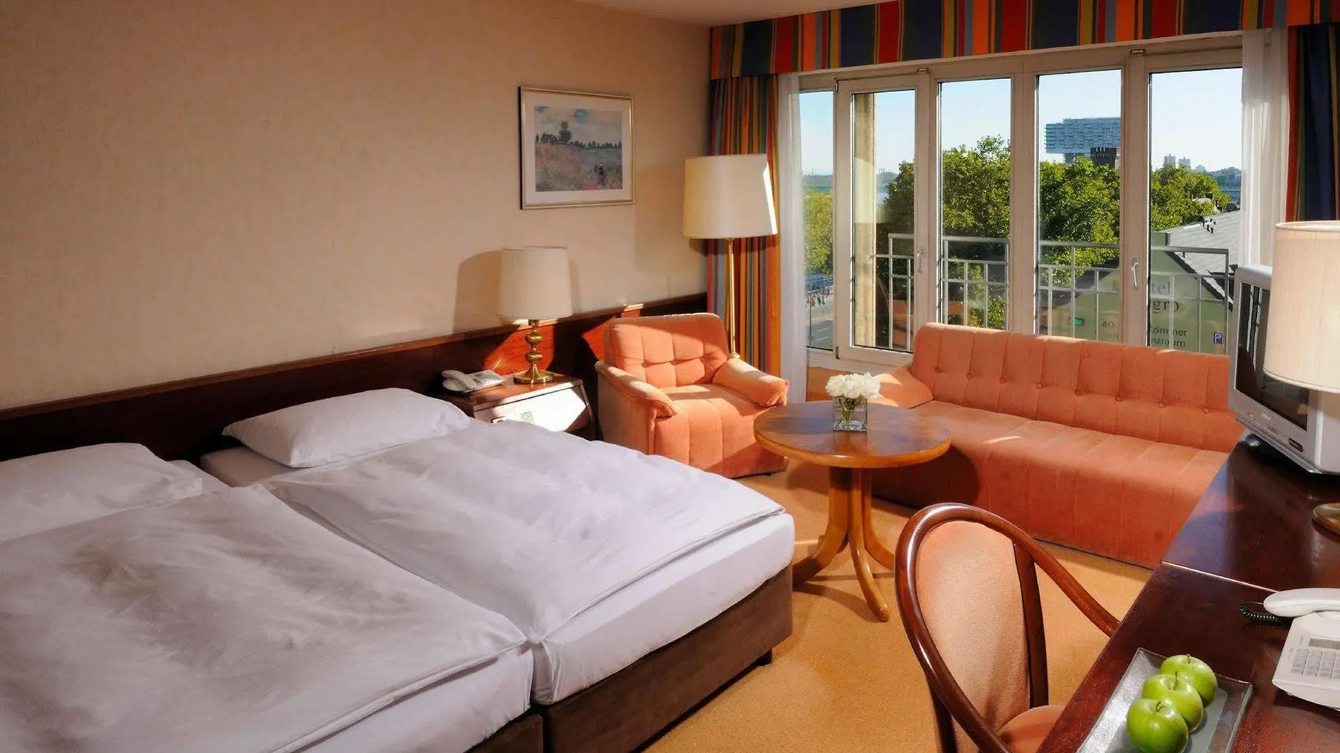 Maritim Hotel Koeln 4*, Kolonia